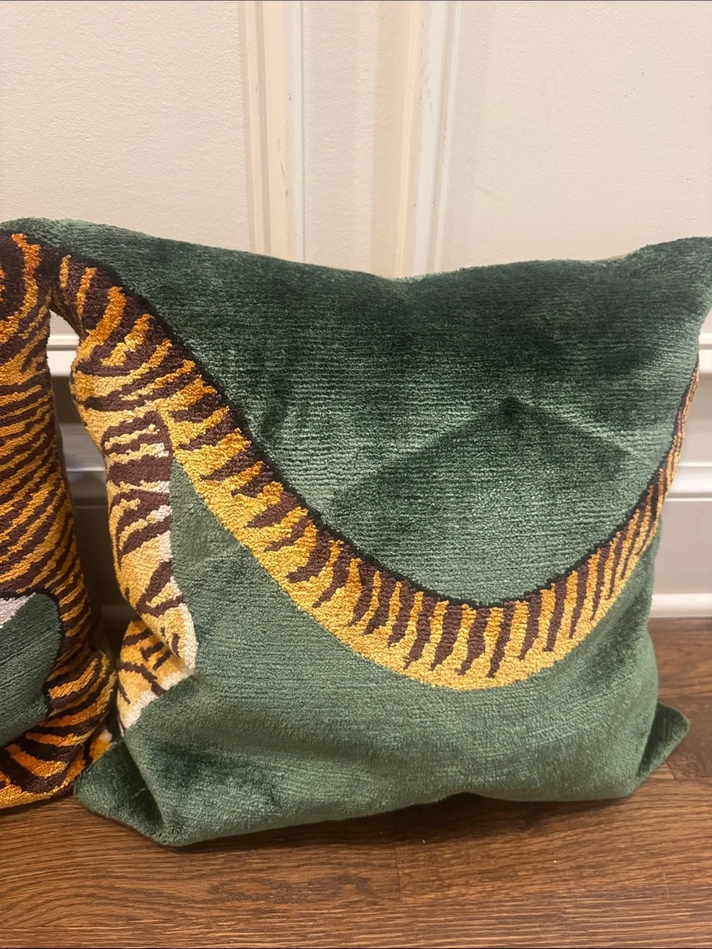N/A tiger silk
